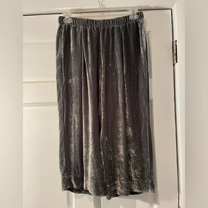 Tina + Jo  Velour Moss Green Palazzo Pants Size Large